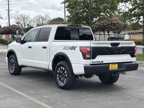 2023 Nissan Titan PRO-4X