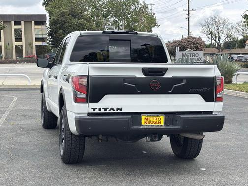 2023 Nissan Titan PRO-4X