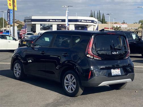 2023 Kia Soul LX