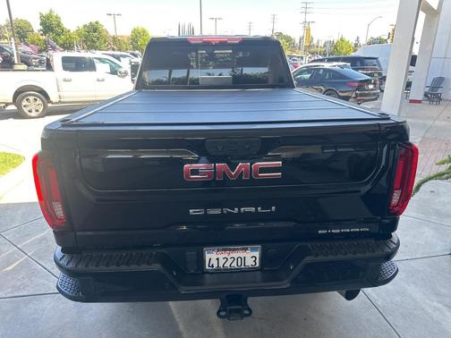 2022 GMC Sierra 2500 Denali