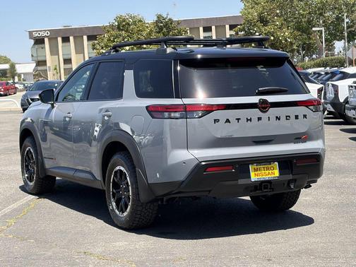 Gray 2026 Nissan Pathfinder Rock Creek