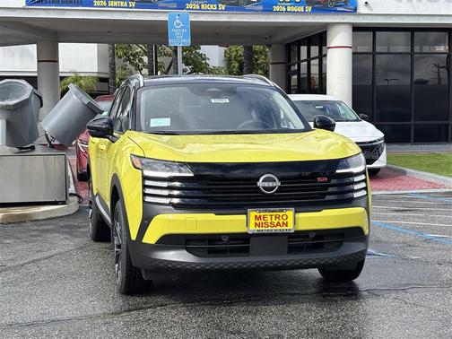 2026 Nissan Kicks SR