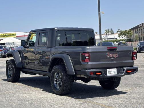 Granite Crystal Metallic Clearcoat 2026 Jeep Gladiator Mojave 4x4