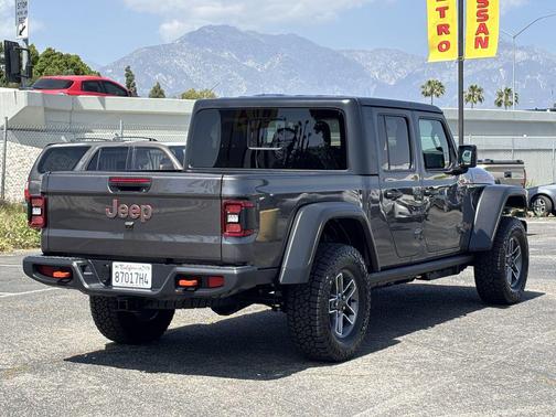 2026 Jeep Gladiator Mojave 4x4