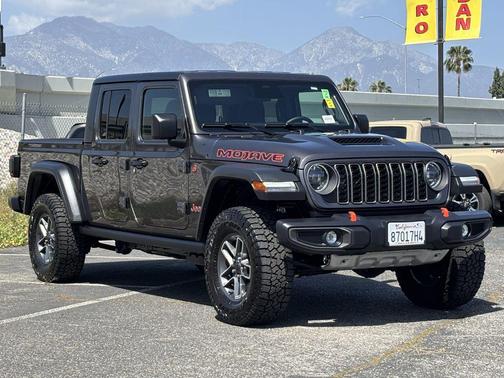 2026 Jeep Gladiator Mojave 4x4