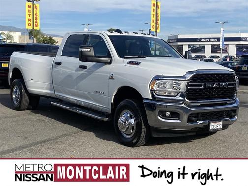 2024 RAM 3500 Big Horn Crew Cab 4x4 8' Box