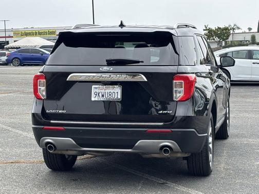 Black Metallic 2024 Ford Explorer Limited