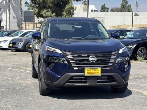 Deep Ocean Blue 2026 Nissan Rogue SV