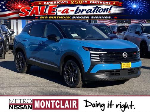 Arctic Ice 2026 Nissan Kicks SR