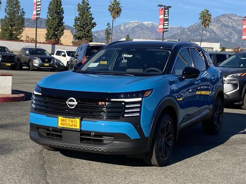 2026 Nissan Kicks SR