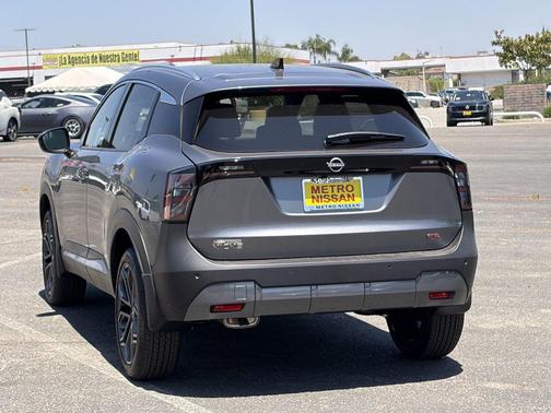 Gun Metallic 2026 Nissan Kicks SR