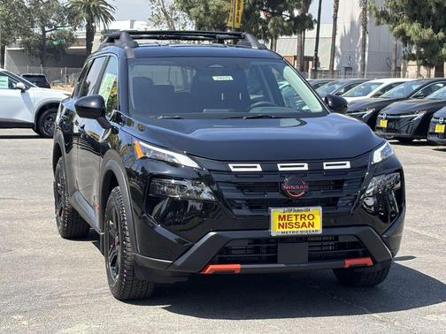 Super Black 2026 Nissan Rogue Rock Creek