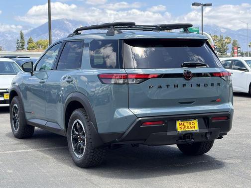 Teal 2026 Nissan Pathfinder Rock Creek