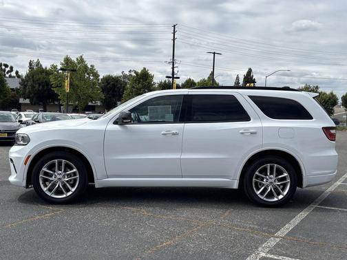 White Knuckle Clearcoat 2024 Dodge Durango GT Plus