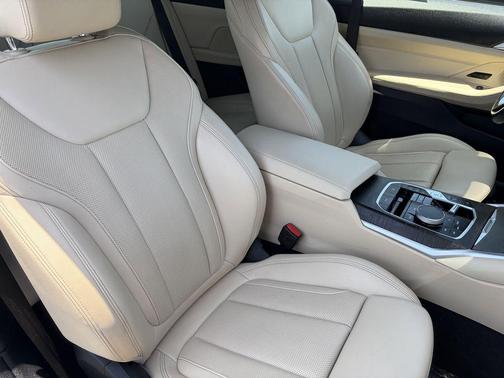 Alpine White 2024 BMW 430 i