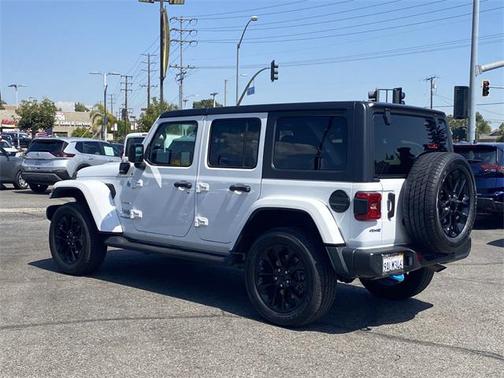 2022 Jeep Wrangler Unlimited 4xe Sahara