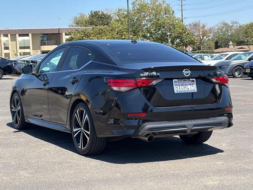 Super Black 2021 Nissan Sentra SR
