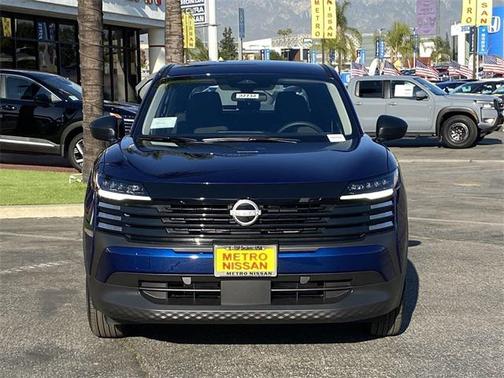 2025 Nissan Kicks S