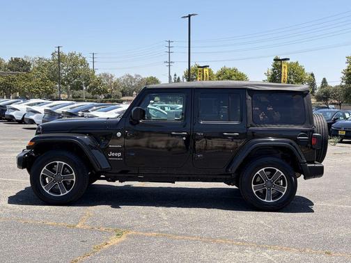 Black Clearcoat 2023 Jeep Wrangler 4-Door Sahara 4x4
