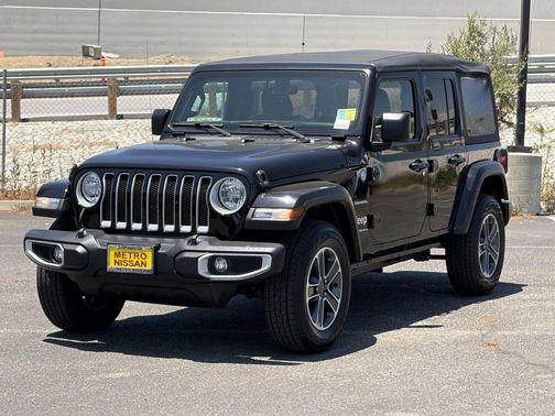 Black Clearcoat 2023 Jeep Wrangler 4-Door Sahara 4x4