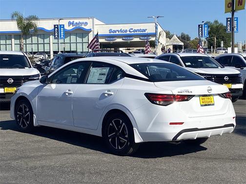 2025 Nissan Sentra SV