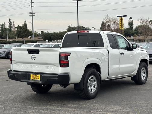 2026 Nissan Frontier S
