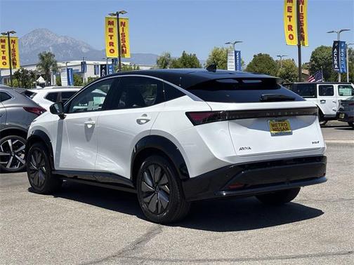 2025 Nissan ARIYA EVOLVE+