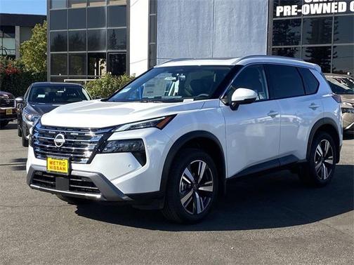 2025 Nissan Rogue SL