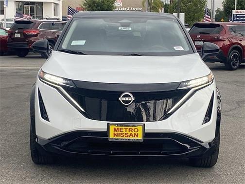 2025 Nissan ARIYA EVOLVE+