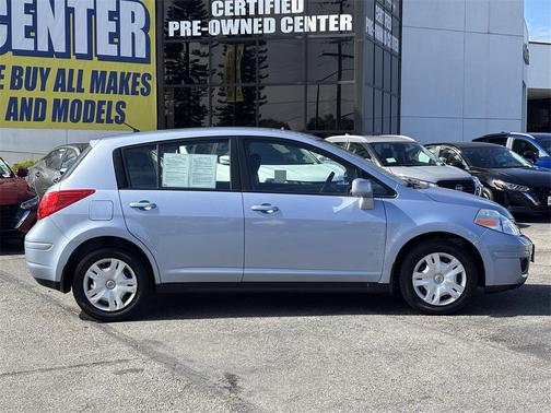 2010 Nissan Versa 1.8 S