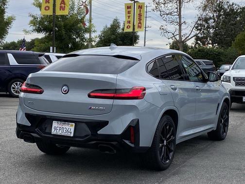 2023 BMW X4 M40i