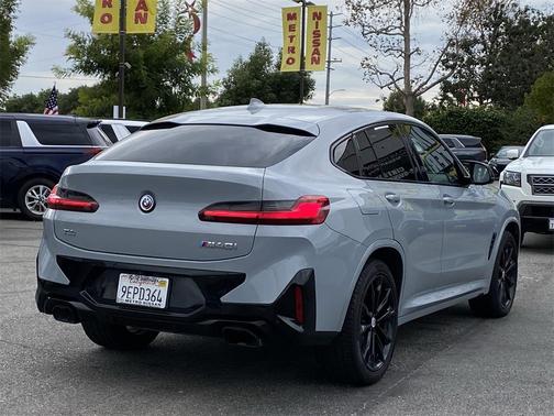 2023 BMW X4 M40i
