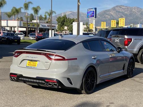2020 Kia Stinger GT1