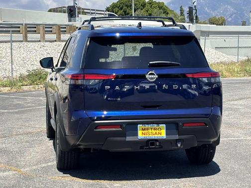 Ocean 2026 Nissan Pathfinder SV