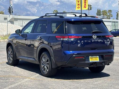 Ocean 2026 Nissan Pathfinder SV