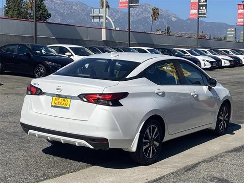 2025 Nissan Versa 1.6 SV