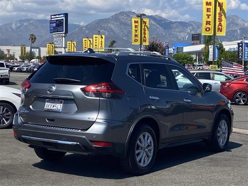2019 Nissan Rogue SV