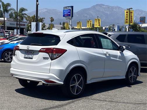 2020 Honda HR-V AWD Touring