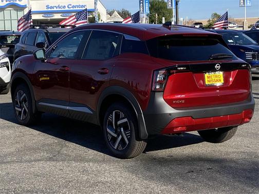 2026 Nissan Kicks SV