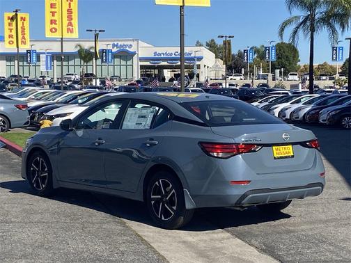 2025 Nissan Sentra SV