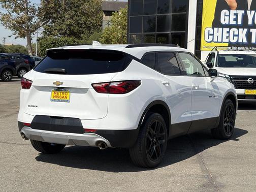 Summit White 2022 Chevrolet Blazer 3LT