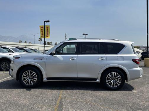 Brilliant Silver Metallic 2021 Nissan Armada SL 2WD