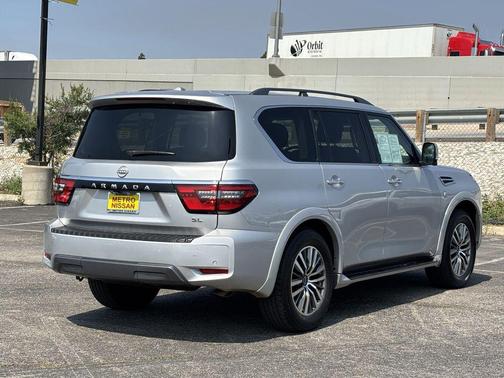 Brilliant Silver Metallic 2021 Nissan Armada SL 2WD