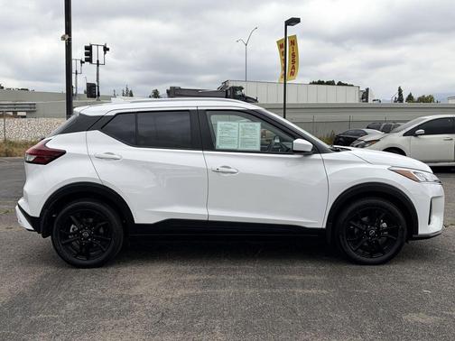 Fresh Powder 2023 Nissan Kicks SV