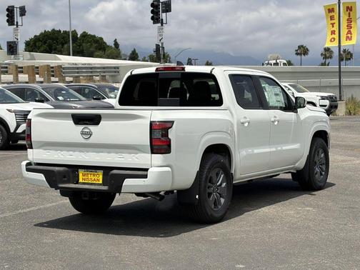 Glacier White 2026 Nissan Frontier SV