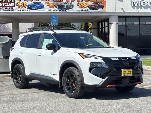 2026 Nissan Rogue Rock Creek