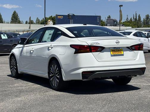 Pearl White 2026 Nissan Altima 2.5 SV