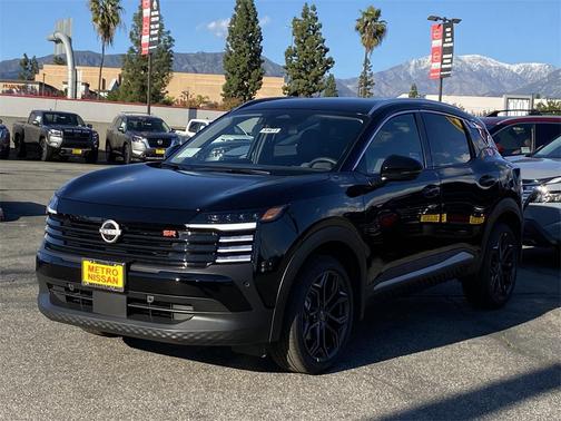 2026 Nissan Kicks SR