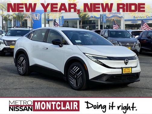 White Pearl 2026 Nissan Leaf SV+