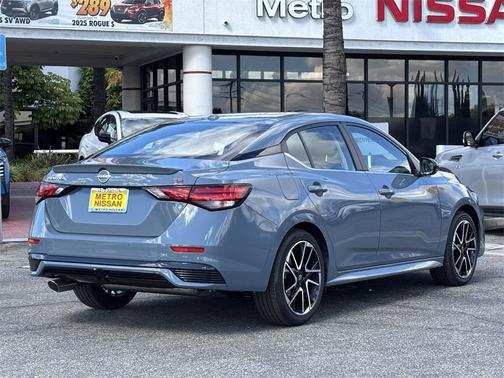2025 Nissan Sentra SR